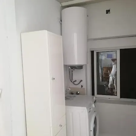 Apartment Casa Familiar Patio Y 2 Banos Con Aire Acondicionado Malaga